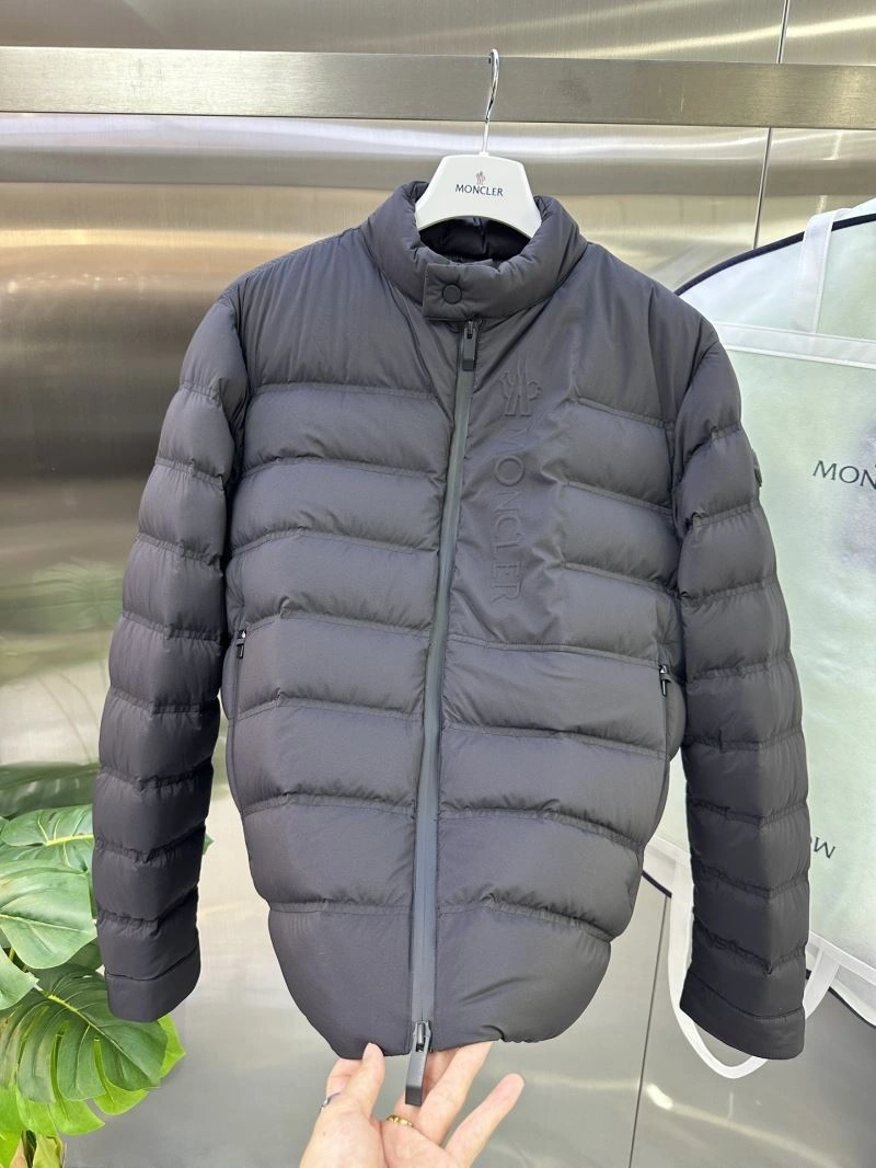 Moncler Down Jackets Original 144395