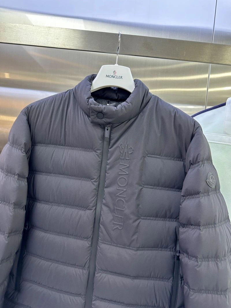 Moncler Down Jackets Original 144395