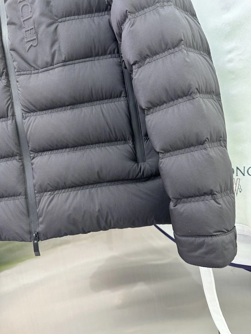 Moncler Down Jackets Original 144395