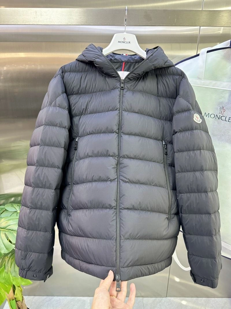 Refined Moncler Down Jackets 144398