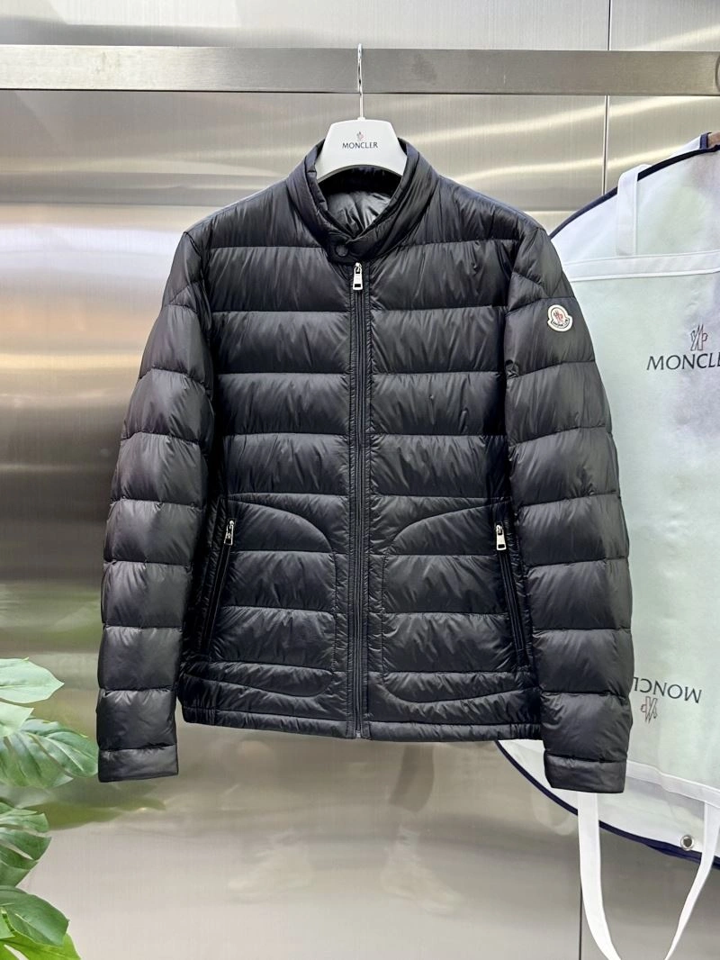 Moncler Down Jackets OnTrend 144380