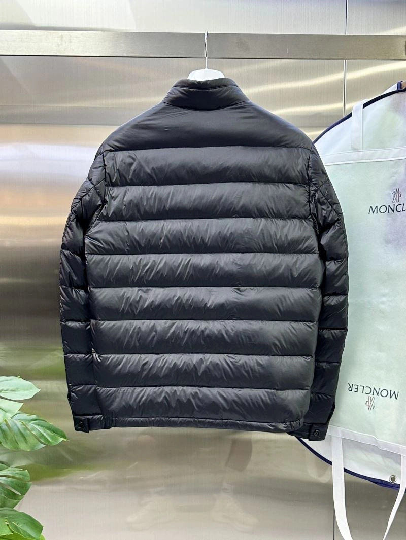 Moncler Down Jackets OnTrend 144380