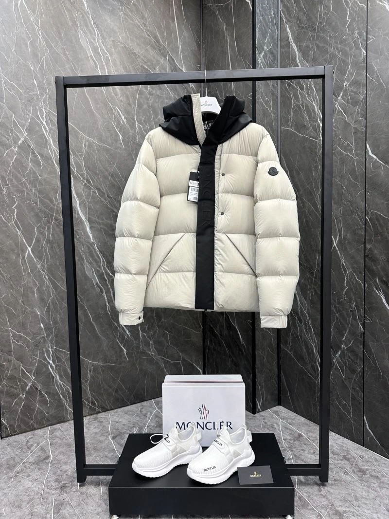 Sleek Moncler Down Jackets 144367