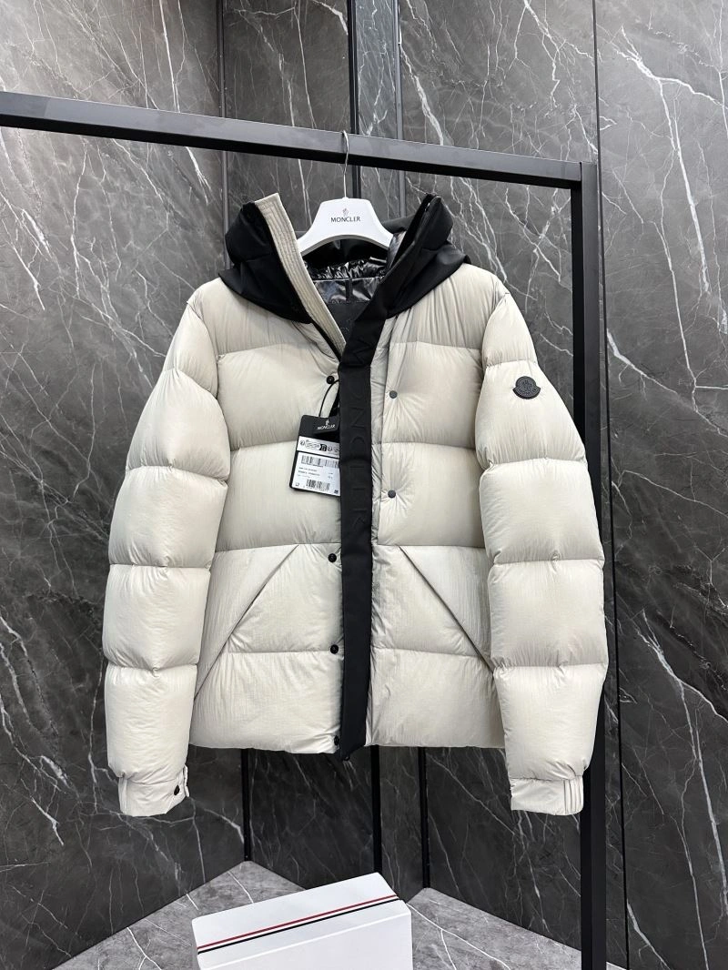 Sleek Moncler Down Jackets 144367