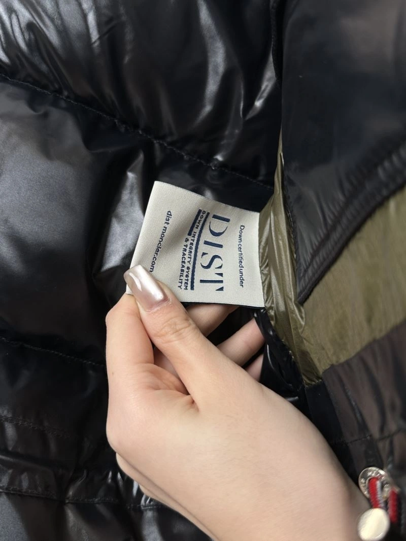 Moncler Down Jackets QuickDry 144364