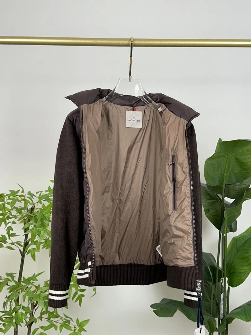 Snug Moncler Down Jackets 144351