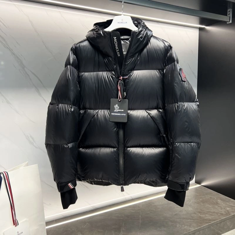 Moncler Down Jackets AllSeason 144344