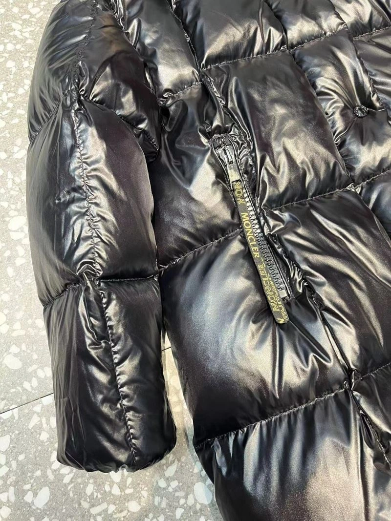 Premium Moncler Down Jackets 144346