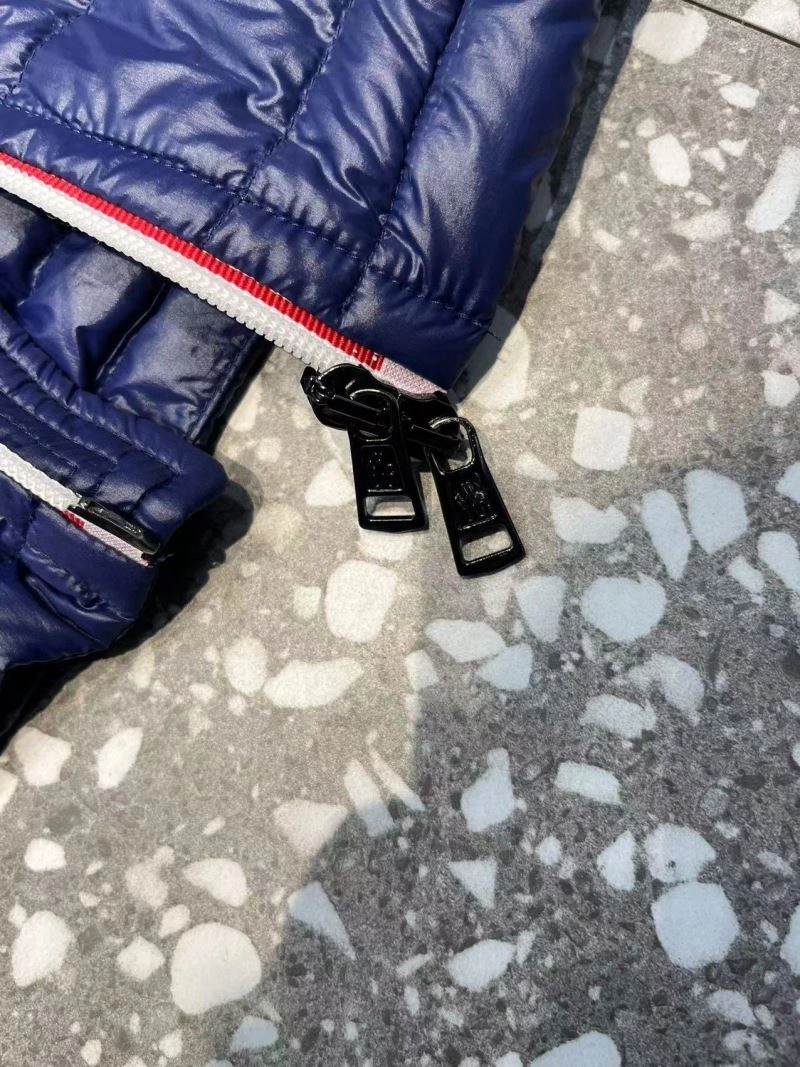Affordable Moncler Down Jackets 144349