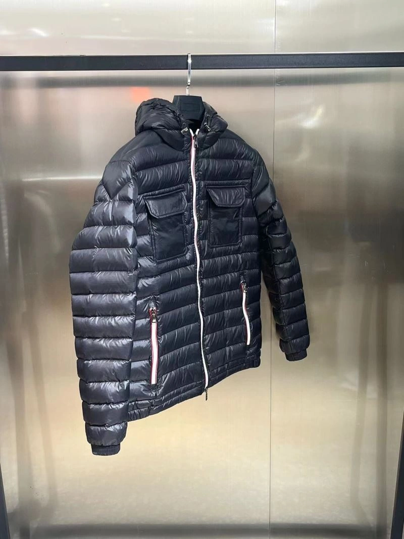 Moncler Down Jackets WellDesigned 144353