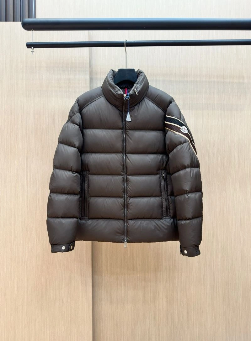 UrbanChic Moncler Down Jackets 144354
