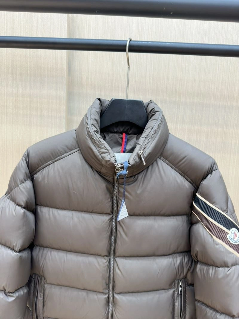 UrbanChic Moncler Down Jackets 144354