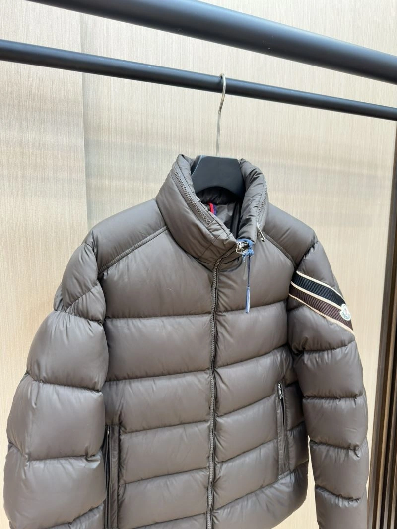 UrbanChic Moncler Down Jackets 144354