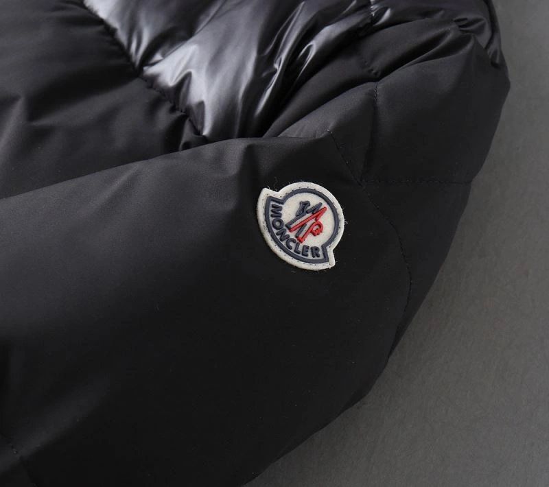 GoAnywhere Moncler Down Jackets 144370