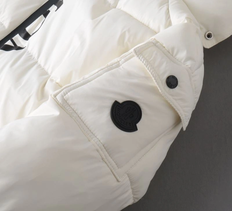 EyeCatching Moncler Down Jackets 144343