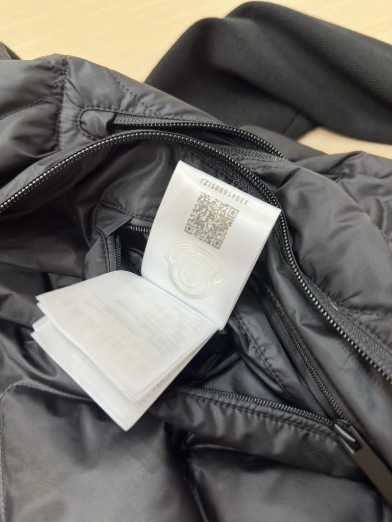 Moncler Down Jackets Premium 144337