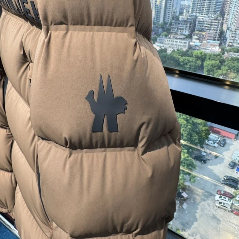 Moncler Down Jackets ComfortFit 144332