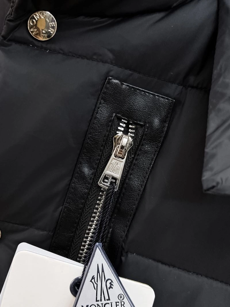 Moncler Down Jackets Contemporary 144330