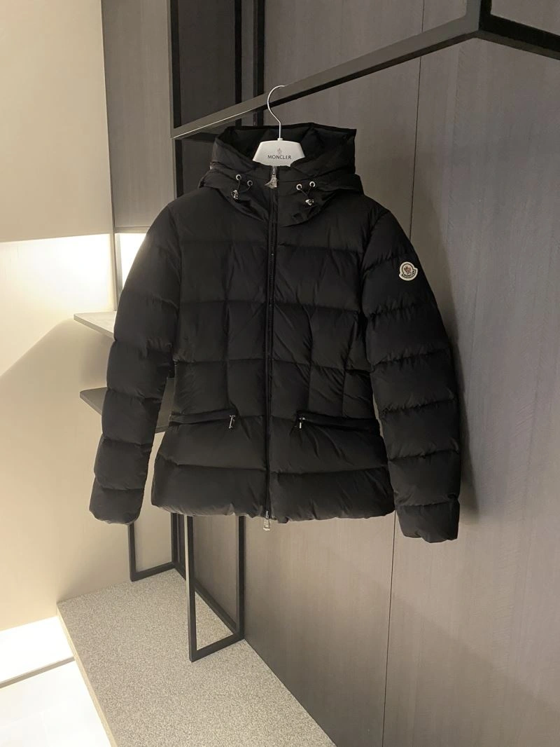 Popular Moncler Down Jackets 144324