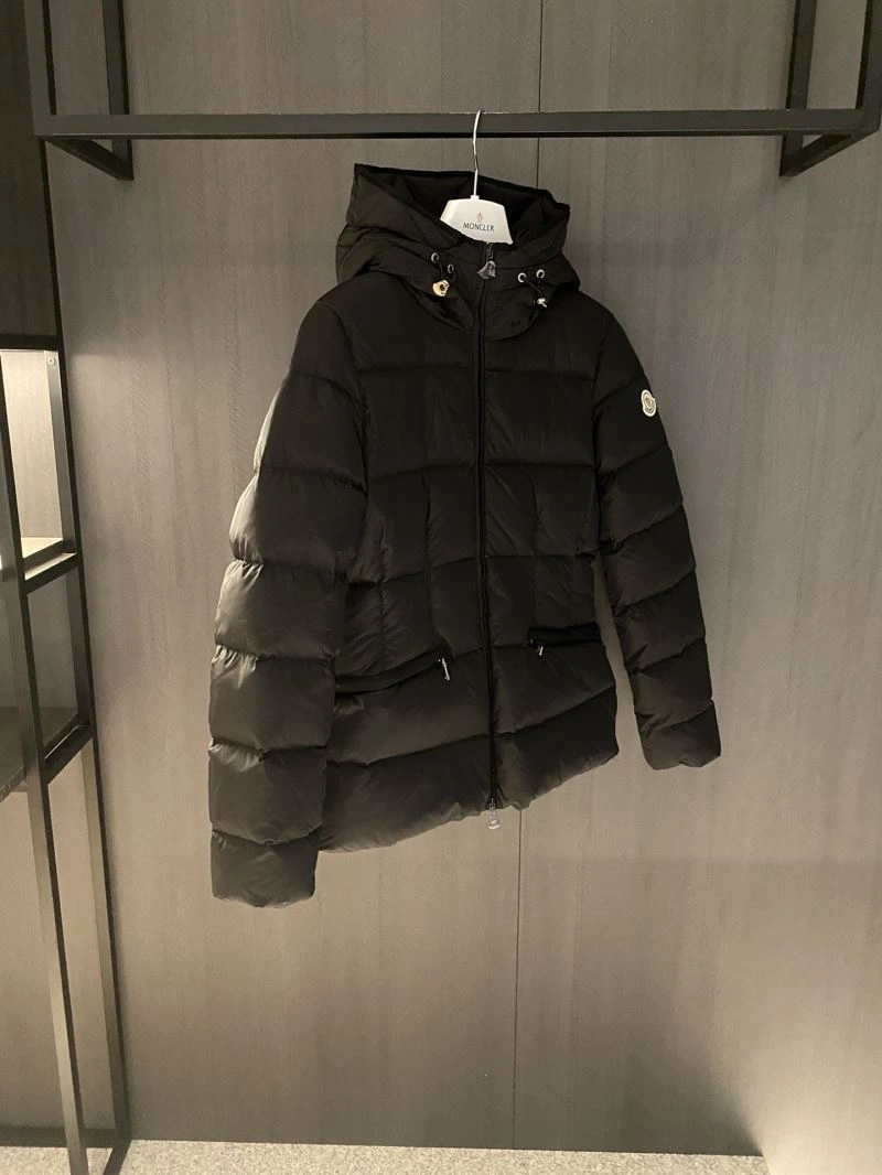 Popular Moncler Down Jackets 144324
