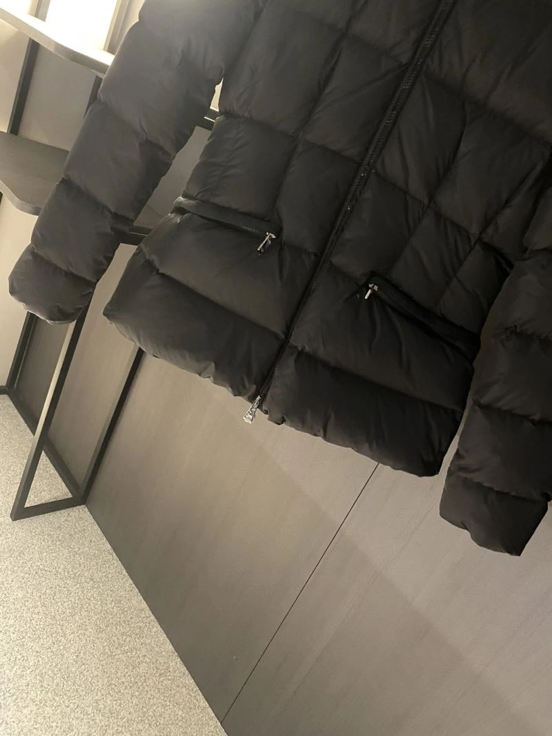 Popular Moncler Down Jackets 144324