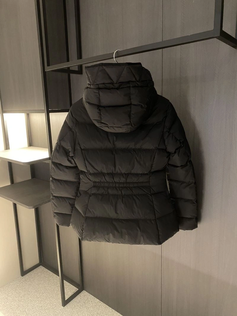 Popular Moncler Down Jackets 144324