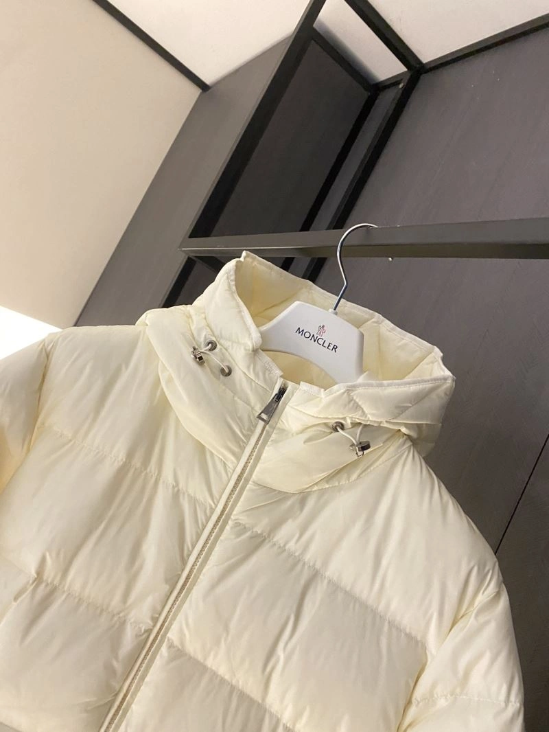 Moncler Down Jackets OdorResistant 144326