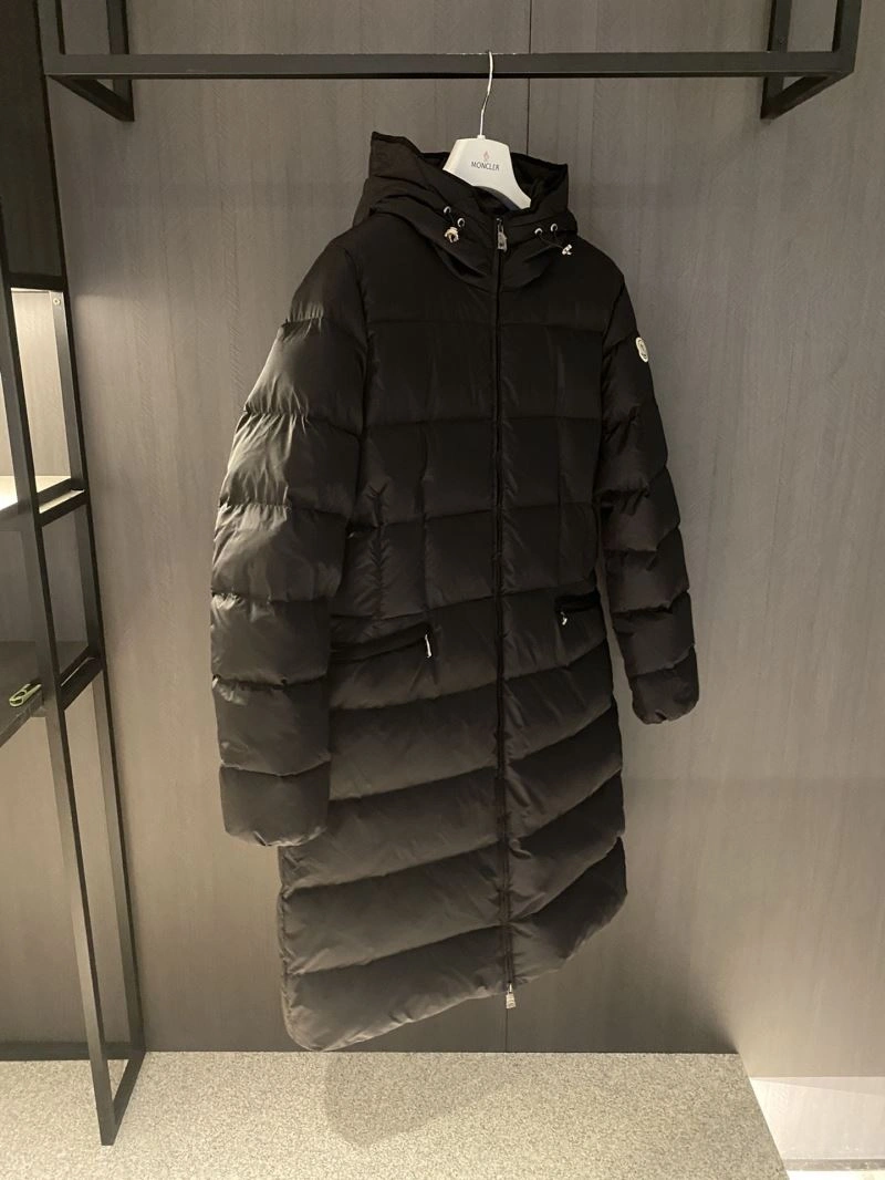 Moncler Down Jackets Bold 144322