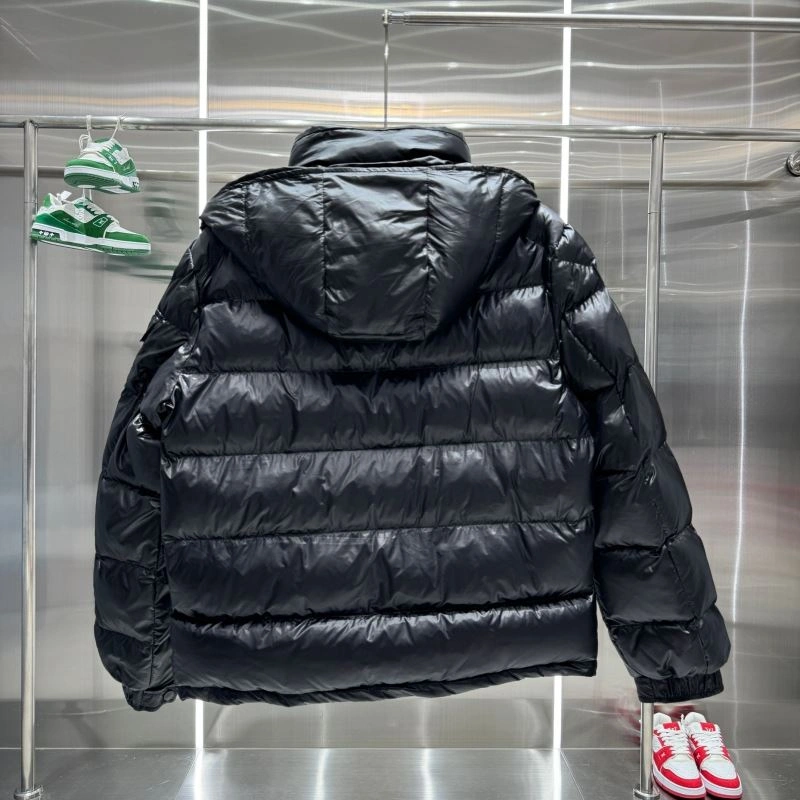 Efficient Moncler Down Jackets 144323
