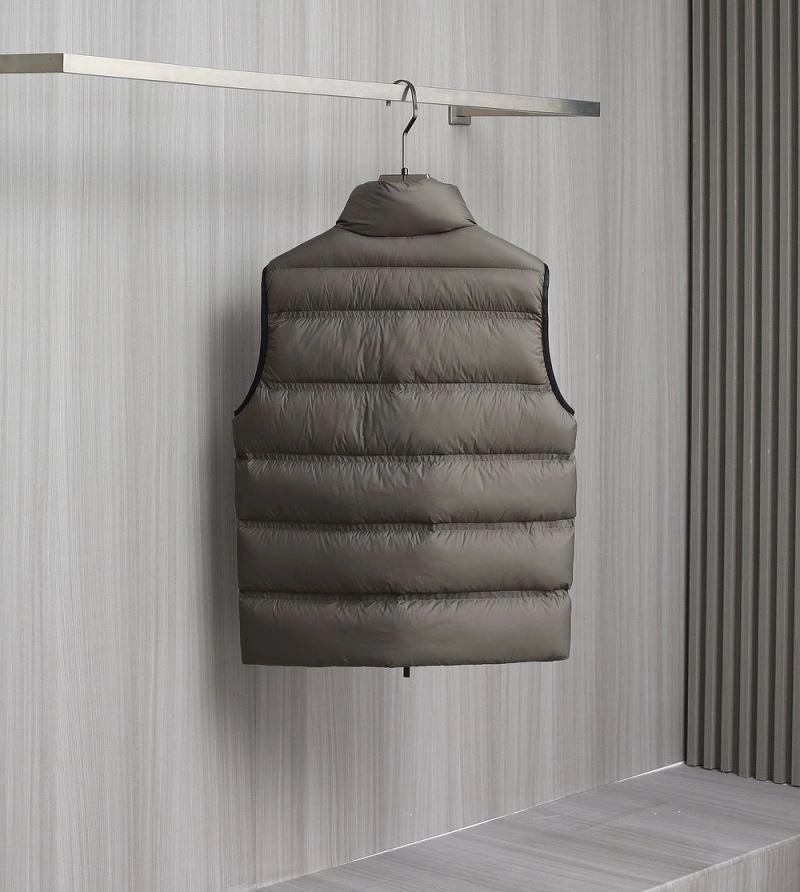 Comfortable Moncler Down Jackets 144320