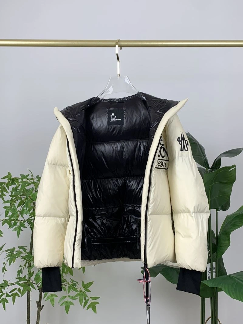 Moncler Down Jackets Flexible 144304