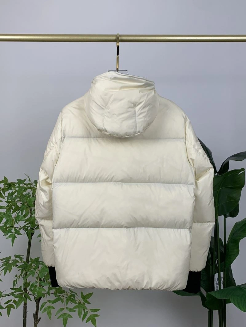 Moncler Down Jackets Flexible 144304
