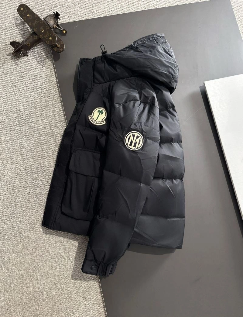 EyeCatching Moncler Down Jackets 144312