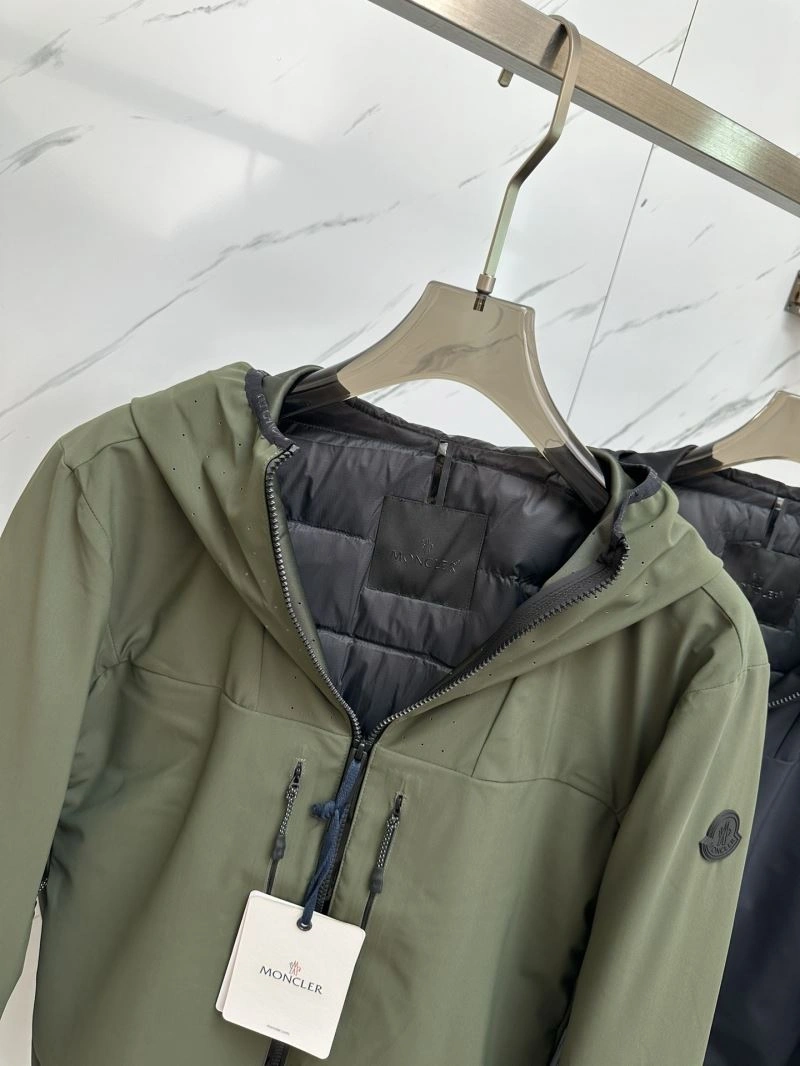 Moncler Down Jackets Snug 144296