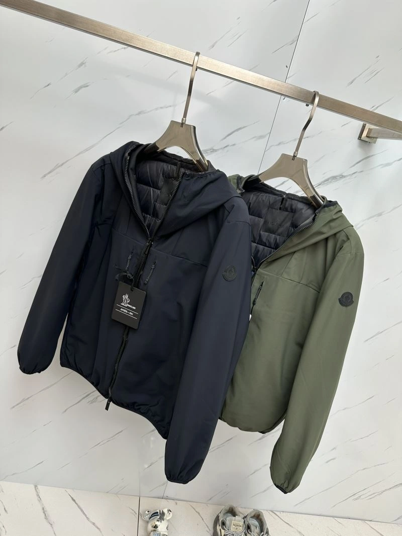 Moncler Down Jackets Snug 144296