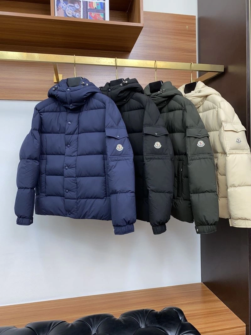 Moncler Down Jackets Supportive 144290