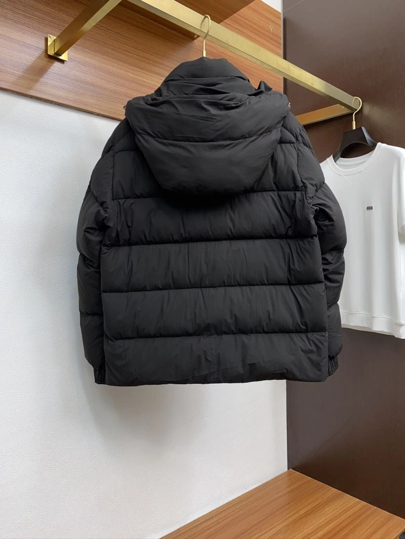 Moncler Down Jackets Supportive 144290