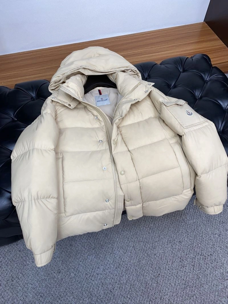 Moncler Down Jackets Breathable 144285