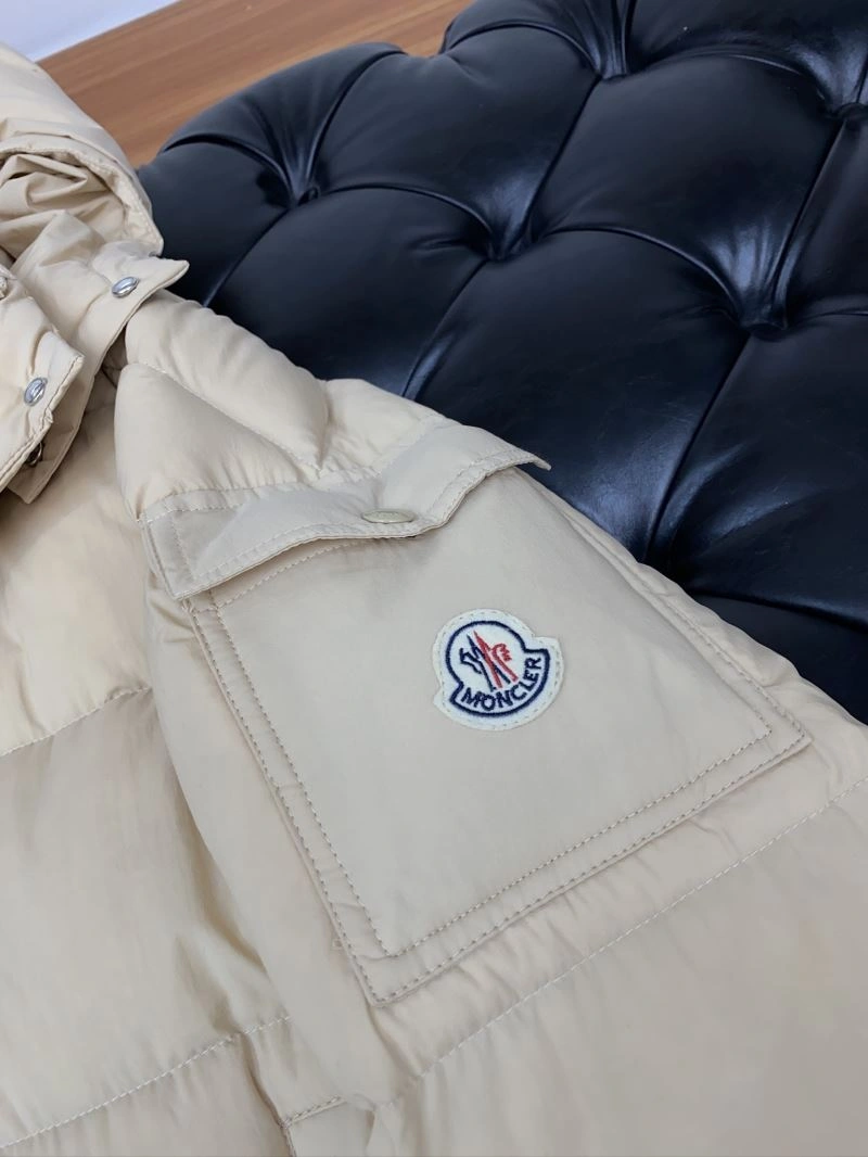 Moncler Down Jackets Breathable 144285