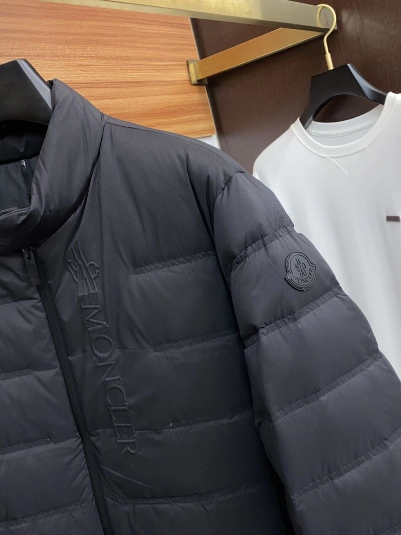 Moncler Down Jackets RelaxedFit 144325