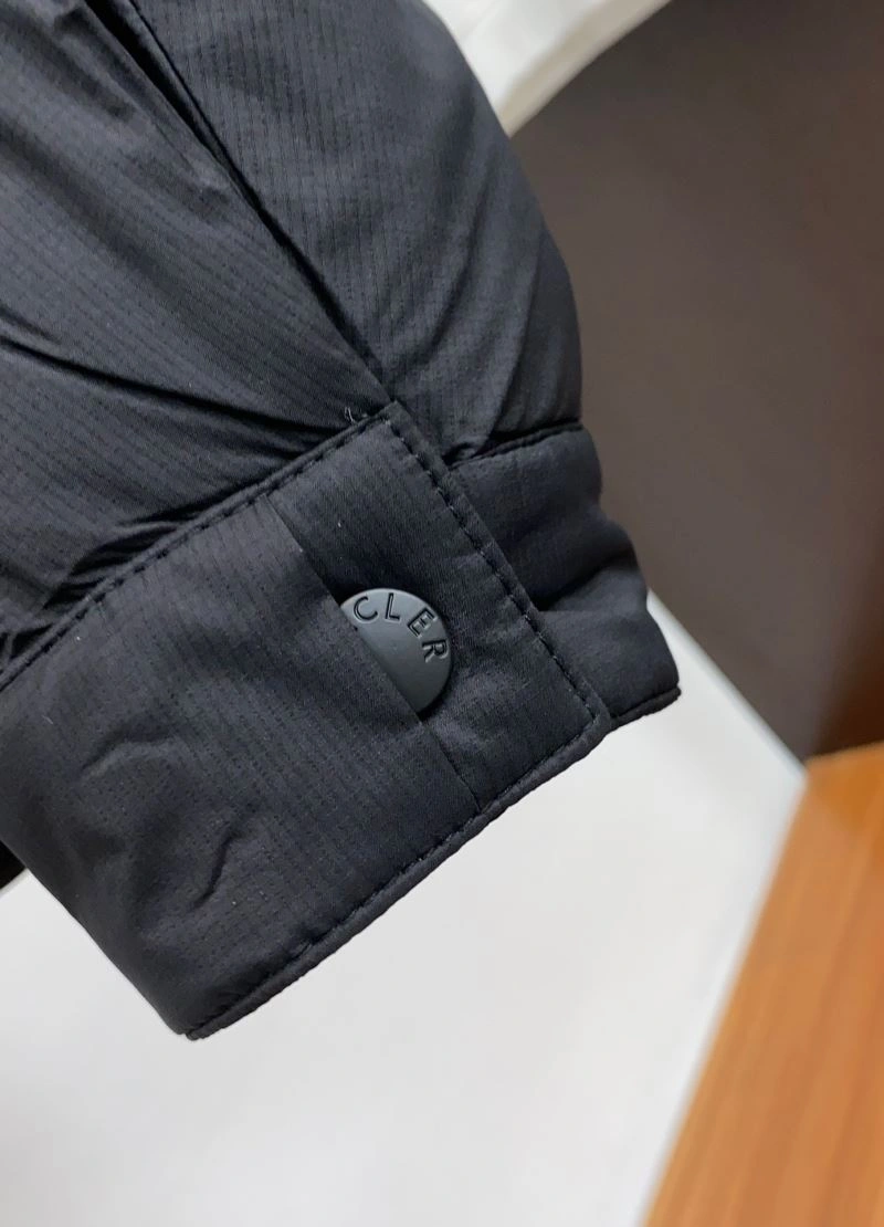 Moncler Down Jackets RelaxedFit 144325