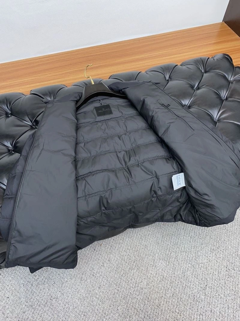 Moncler Down Jackets RelaxedFit 144325