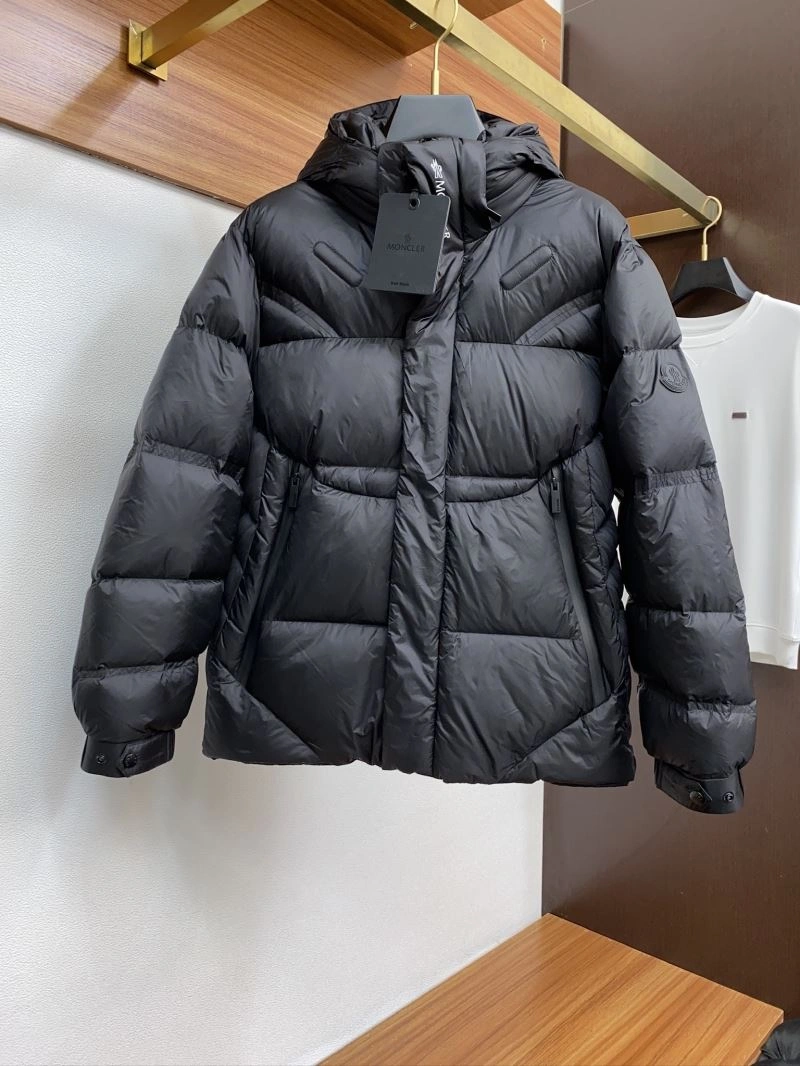 HighQuality Moncler Down Jackets 144297