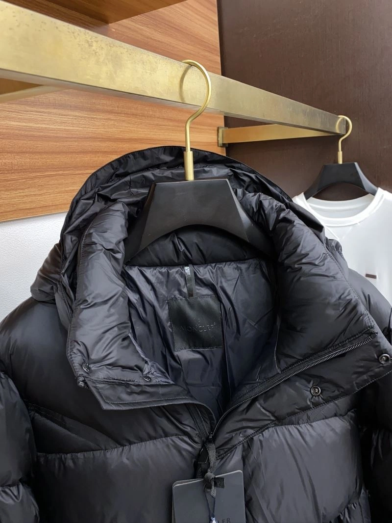 HighQuality Moncler Down Jackets 144297