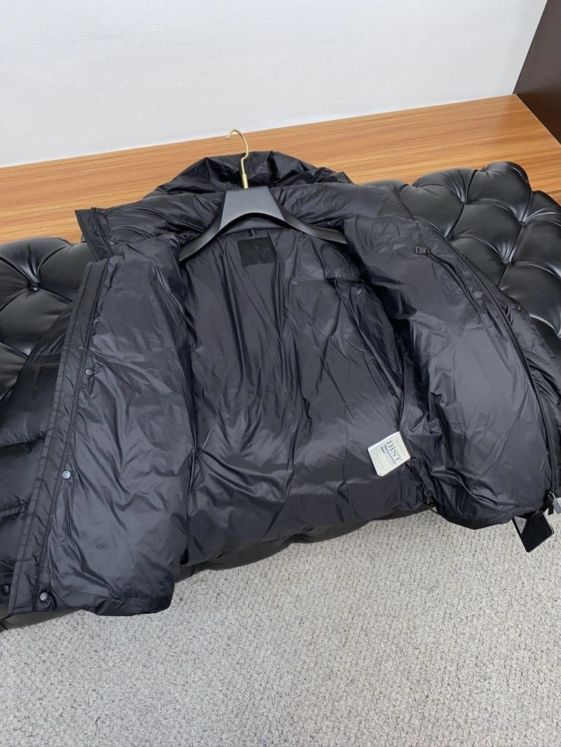 HighQuality Moncler Down Jackets 144297