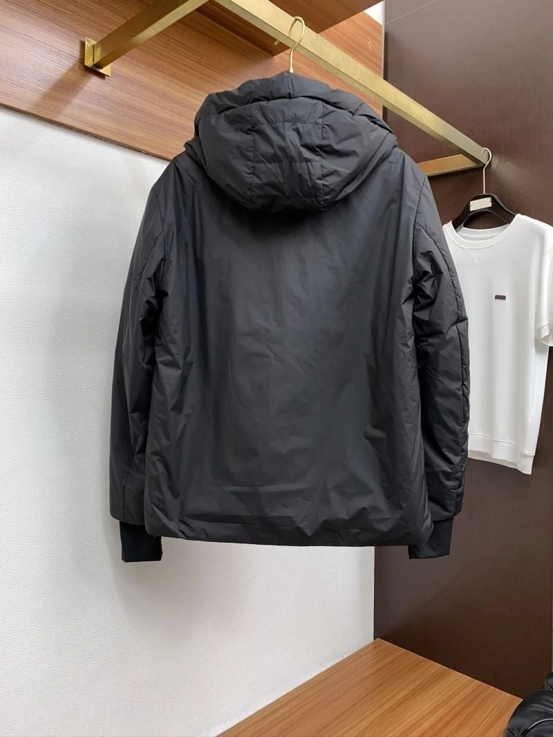 Moncler Down Jackets Durable 144288