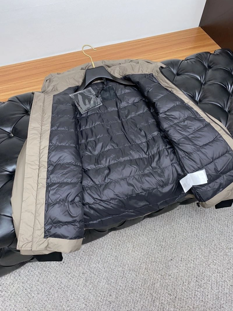 Timeless Moncler Down Jackets 144282