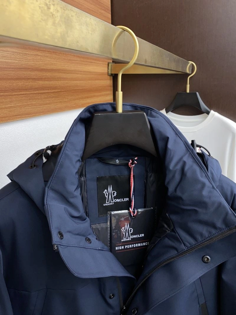 Effortless Moncler Down Jackets 144289