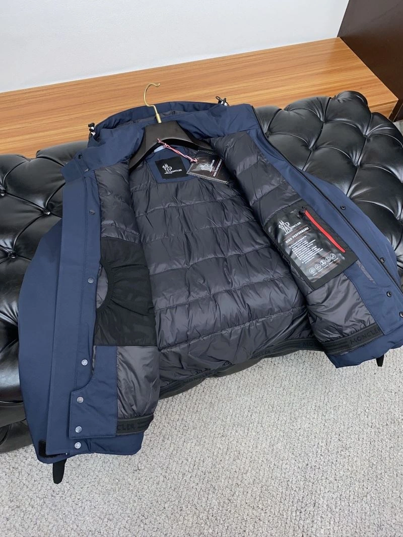 Effortless Moncler Down Jackets 144289