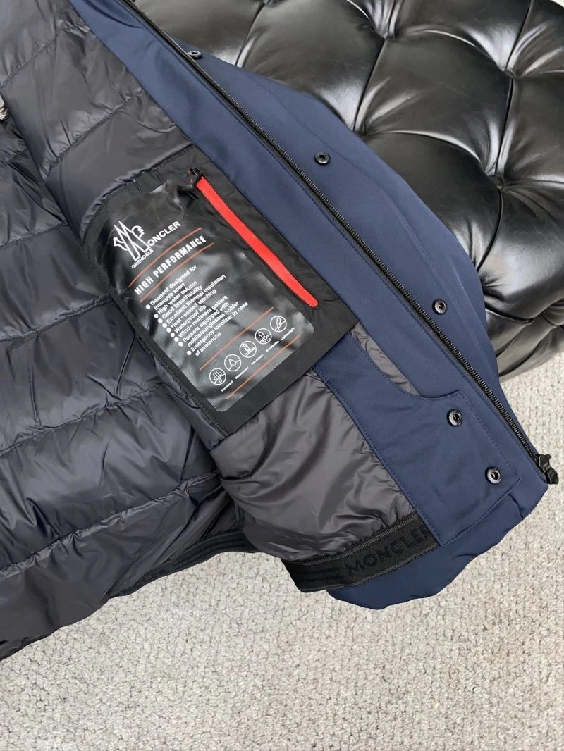 Effortless Moncler Down Jackets 144289